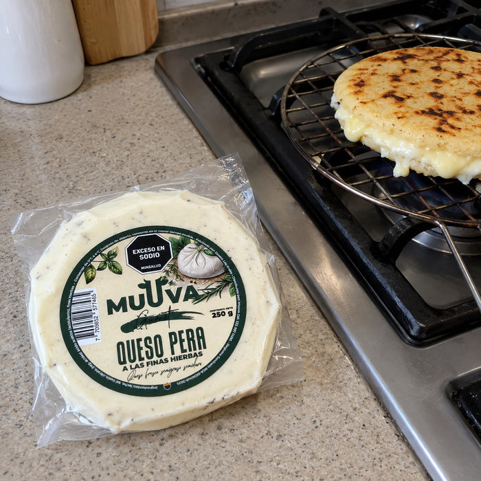 El Queso Pera a las Finas Hierbas es una delicia